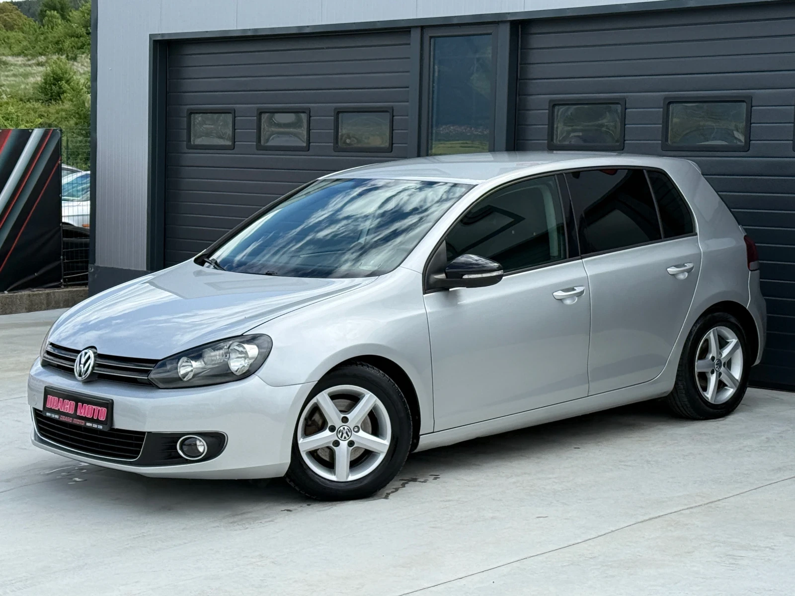 VW Golf 1.6TDi, DSG, * 196 000км* Навигация, Климатроник!, снимка 3 - Автомобили и джипове - 54566140