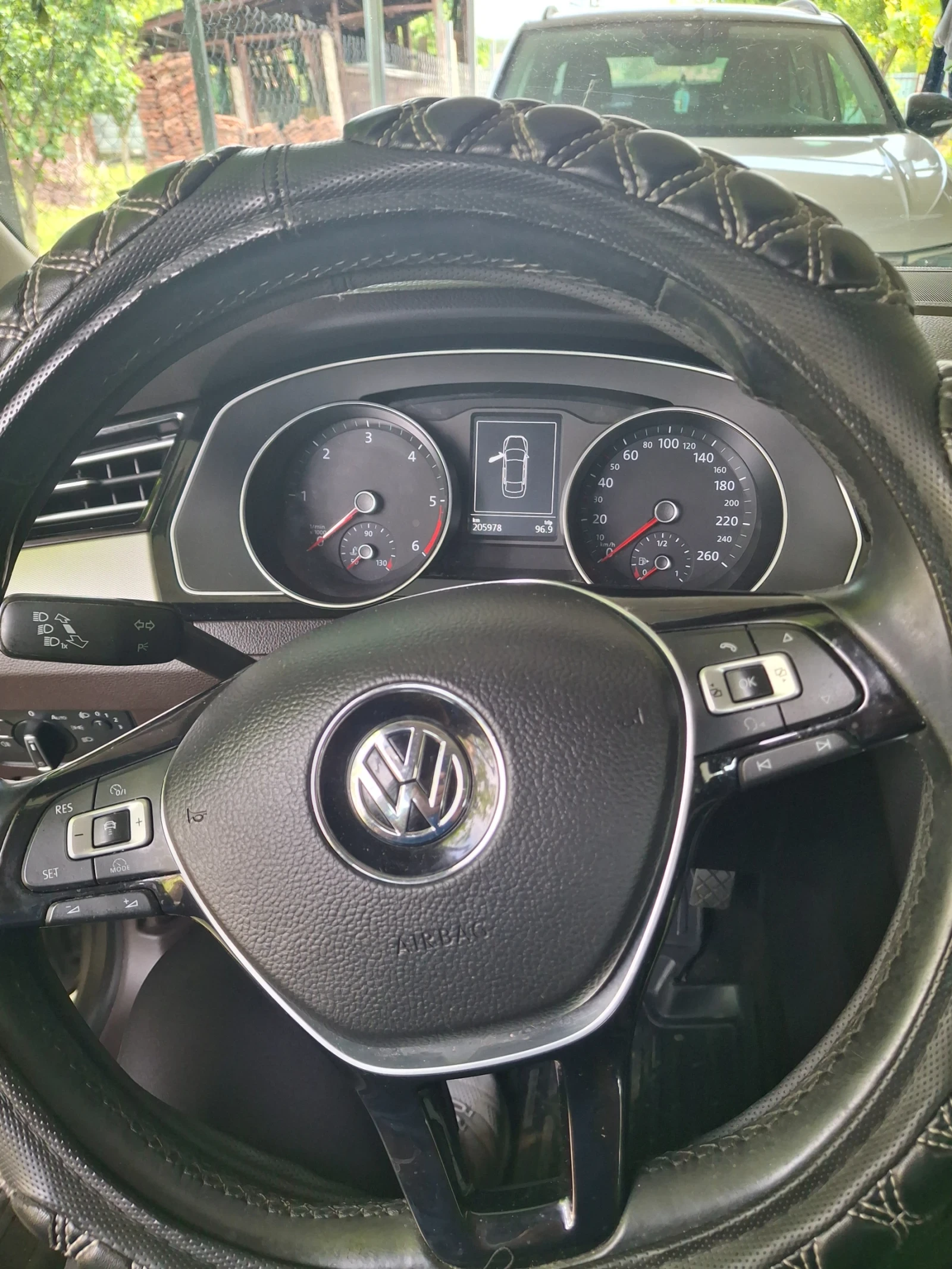 VW Passat, снимка 10 - Автомобили и джипове - 54585224