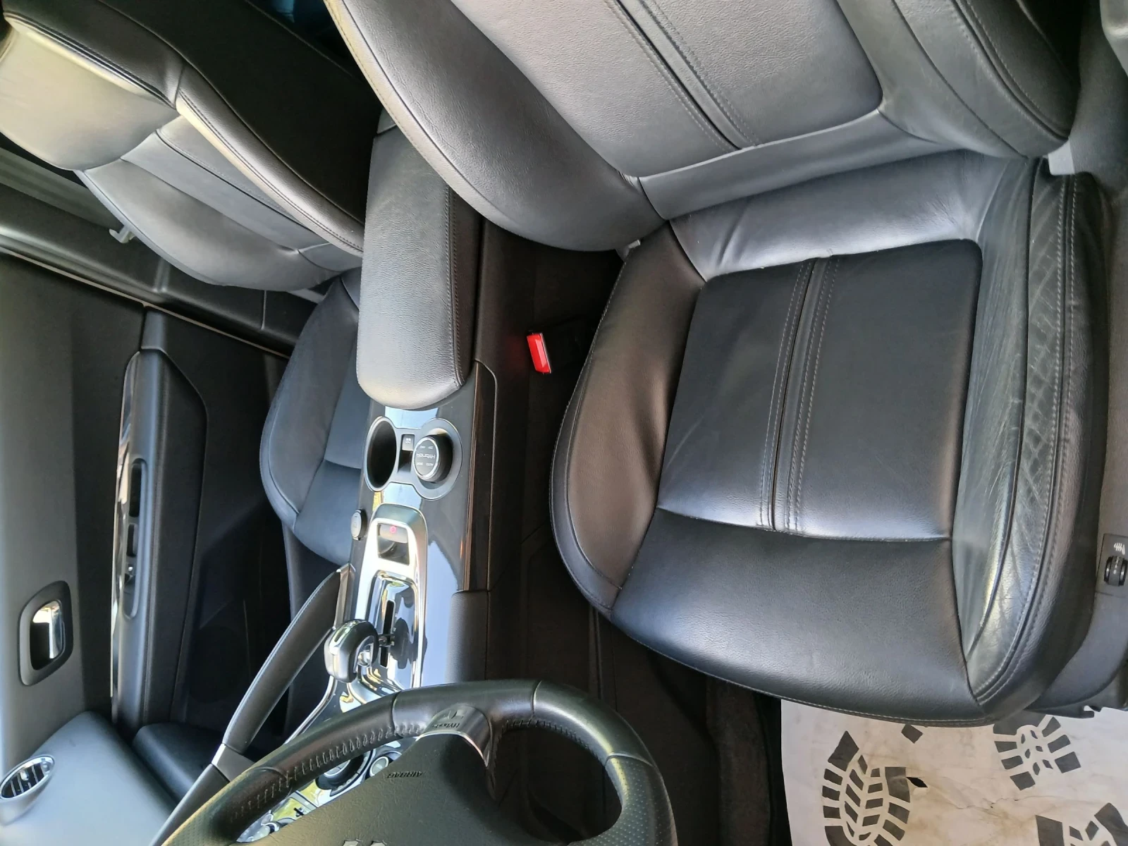 Peugeot 3008 Hibrid, снимка 7 - Автомобили и джипове - 54750064