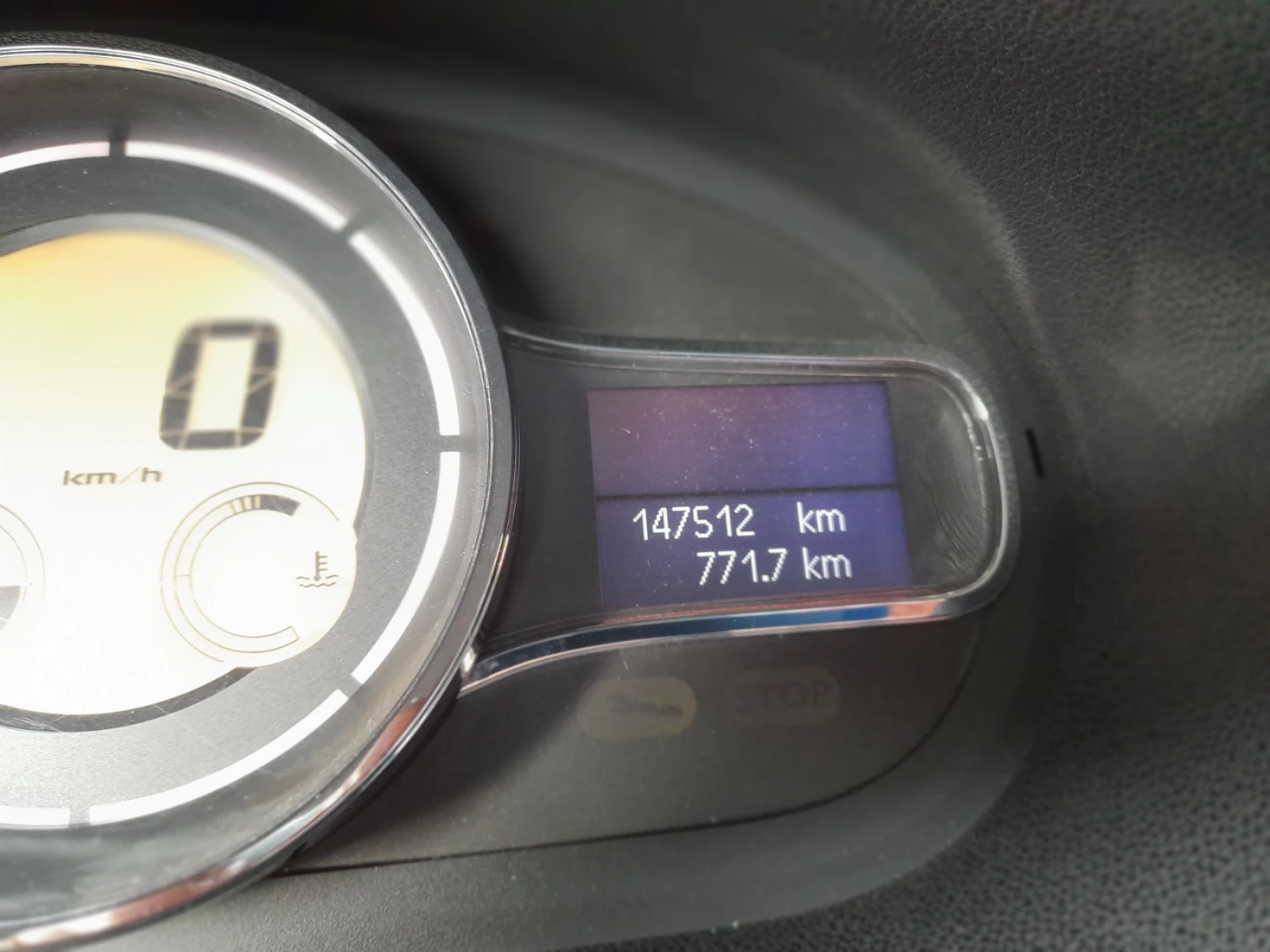 Renault Megane Кабрио, снимка 13 - Автомобили и джипове - 55119973