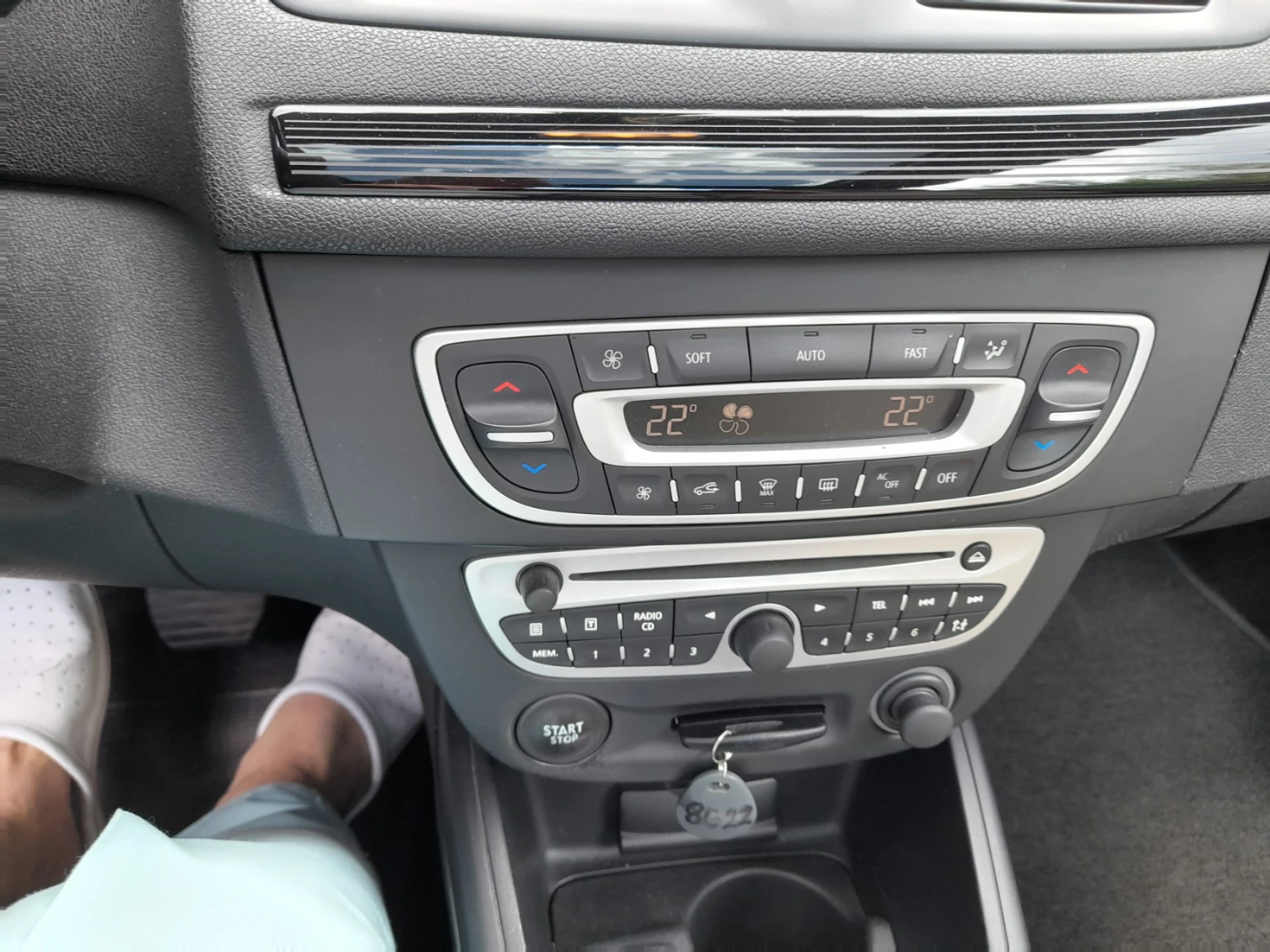 Renault Megane Кабрио, снимка 12 - Автомобили и джипове - 55119973