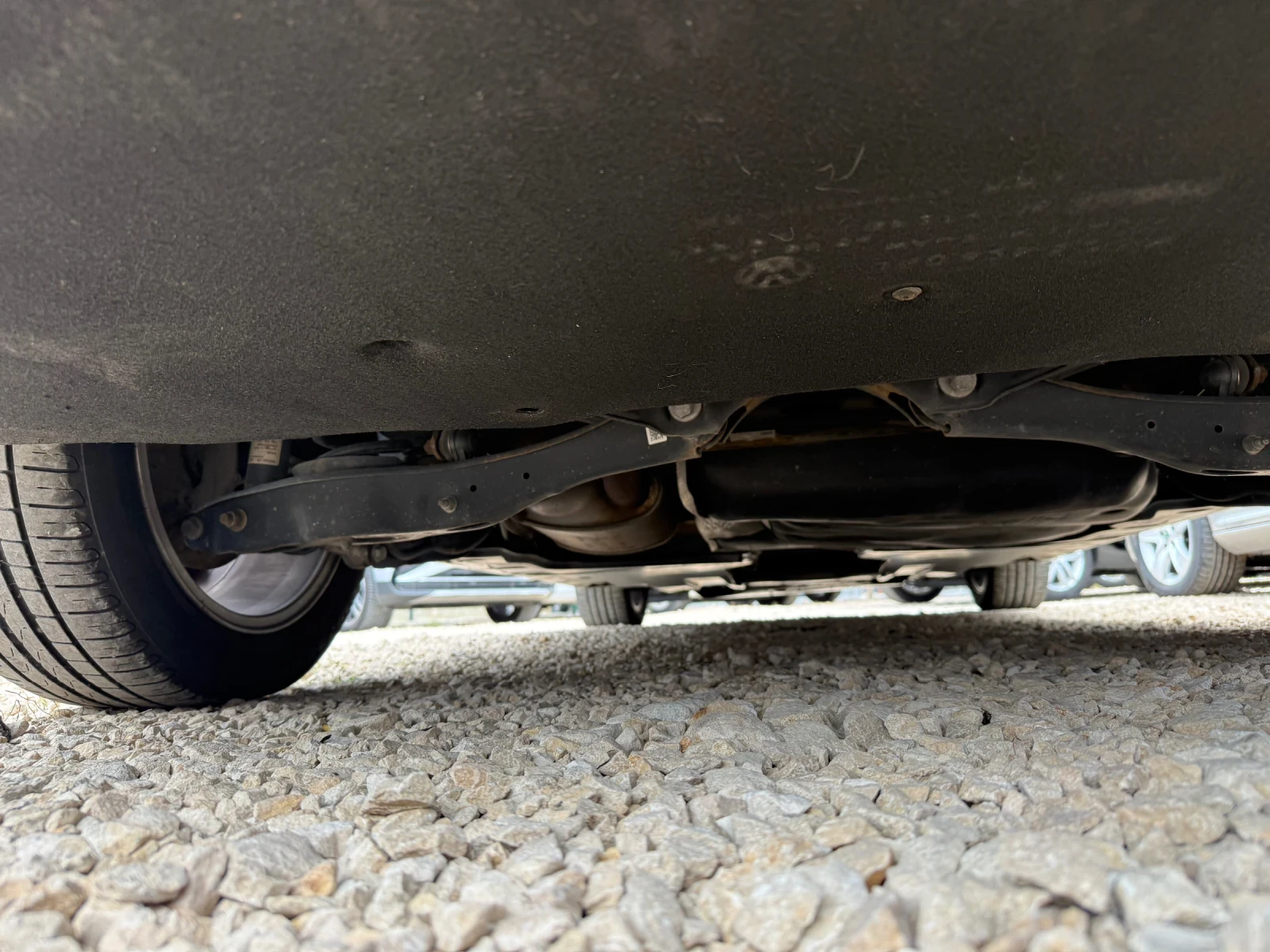 VW Passat Автоматик, снимка 13 - Автомобили и джипове - 55435102