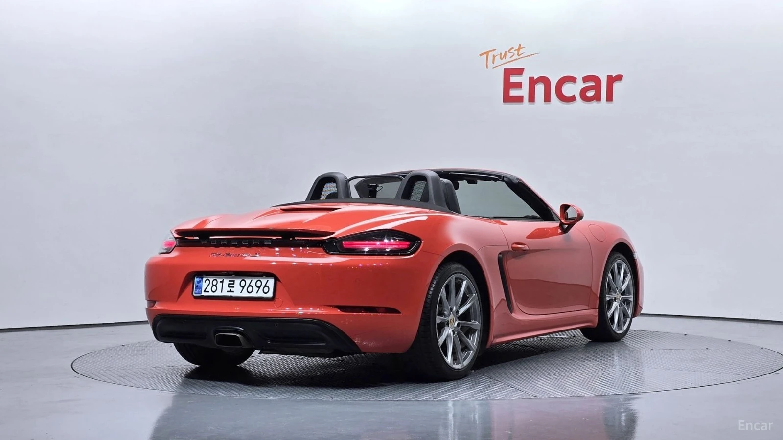 Porsche Boxster 718 2.0* КОЖА* ПОДГРЕВ* ECS* КАМЕРА, снимка 2 - Автомобили и джипове - 55558189