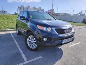 Kia Sorento 2.4i 4WD Automatic , снимка 2