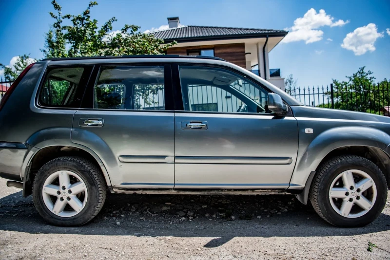 Nissan X-trail, снимка 4 - Автомобили и джипове - 46944456