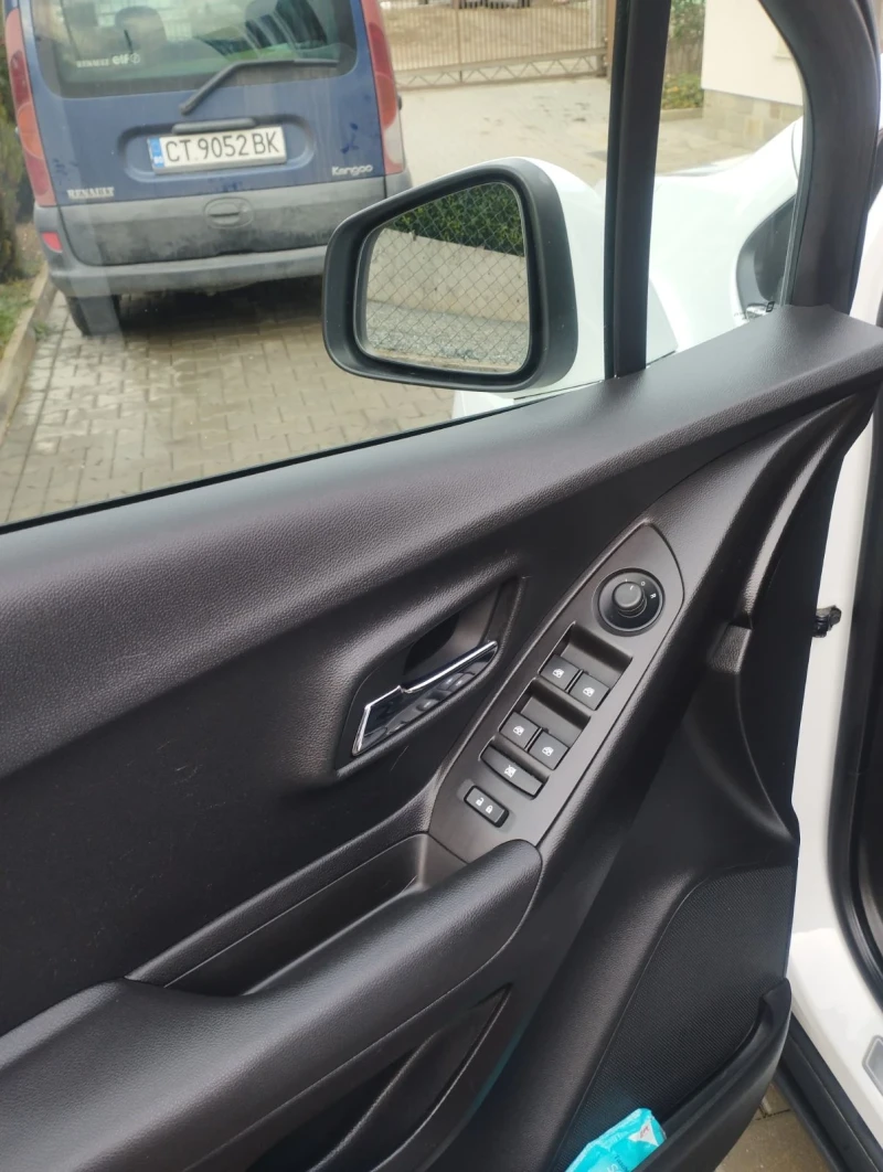 Chevrolet Trax, снимка 7 - Автомобили и джипове - 51502460