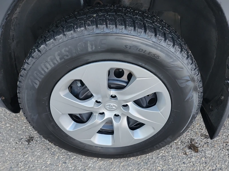 Toyota Rav4 LE| 2.5L| 4X4| CARFAX| 2 КЛЮЧА, снимка 5 - Автомобили и джипове - 53496206