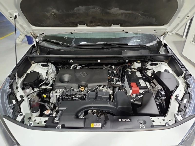 Toyota Rav4 LE| 2.5L| 4X4| CARFAX| 2 КЛЮЧА, снимка 7 - Автомобили и джипове - 53496206