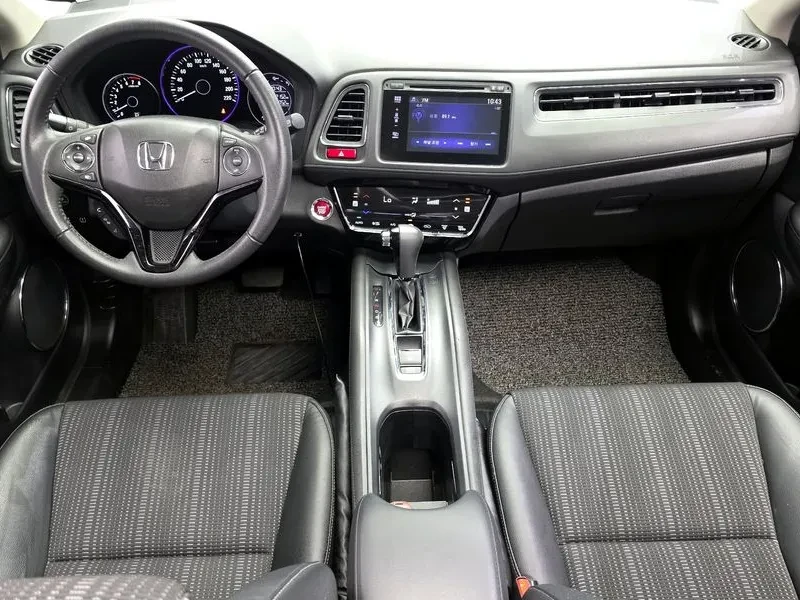 Honda Hr-v 1.8, снимка 14 - Автомобили и джипове - 55727164