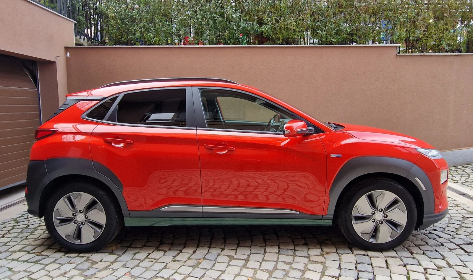 Hyundai Kona 64kwh/Premium/SOH100% - изображение 3
