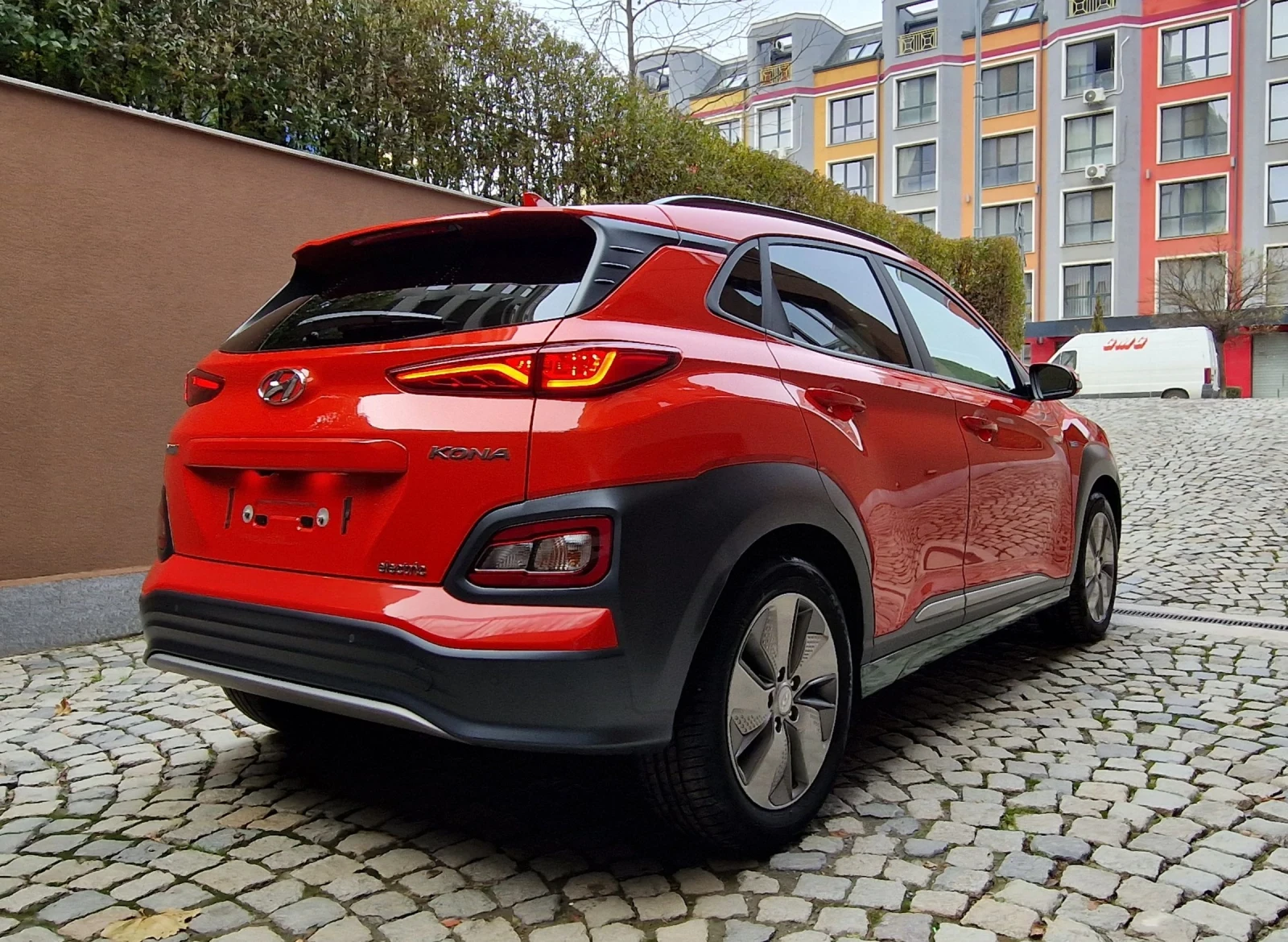 Hyundai Kona 64kwh/Premium/SOH100% - изображение 4