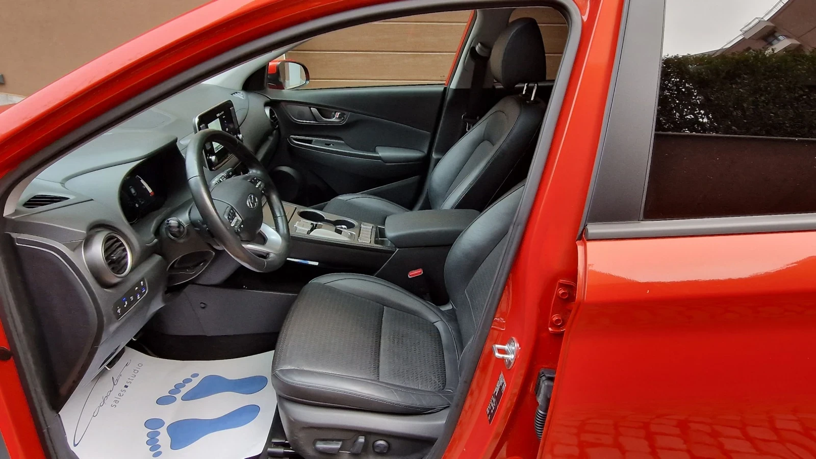 Hyundai Kona 64kwh/Premium/SOH100% - изображение 8