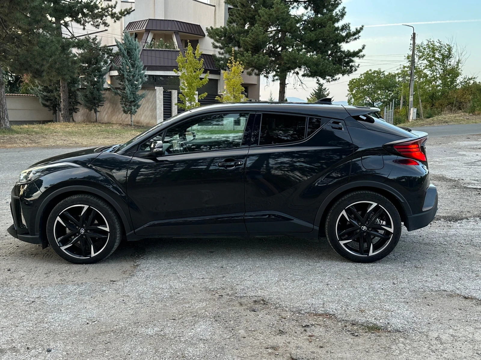 Toyota C-HR GR sport - изображение 9