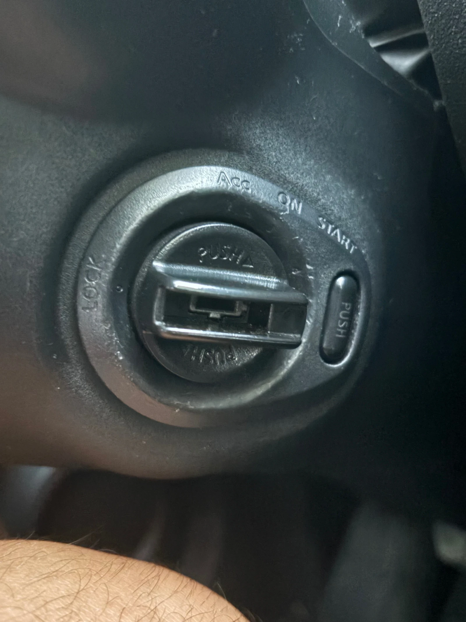 Nissan Qashqai 2.0 D - изображение 6
