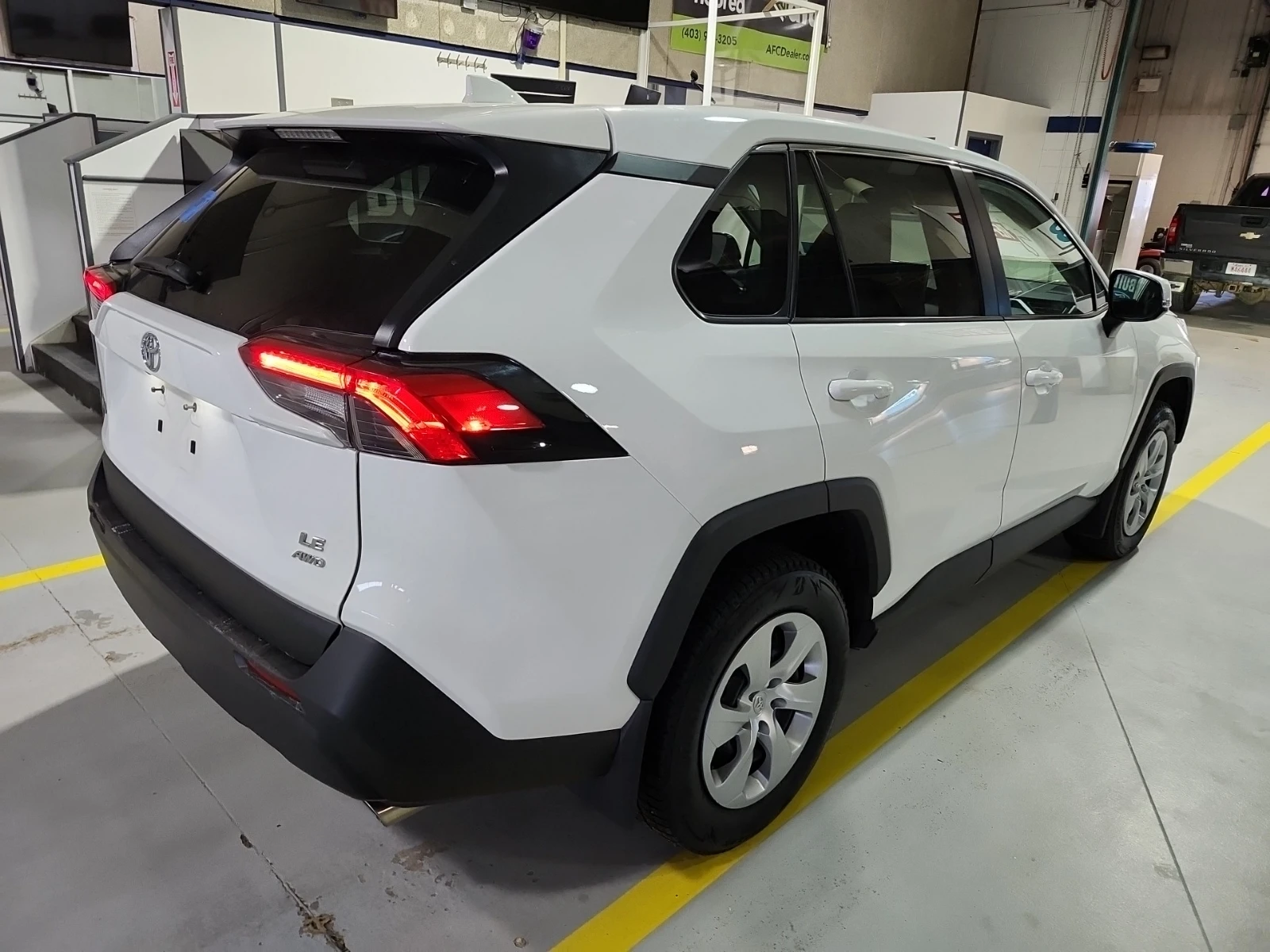 Toyota Rav4 LE| 2.5L| 4X4| CARFAX| 2 КЛЮЧА - изображение 3