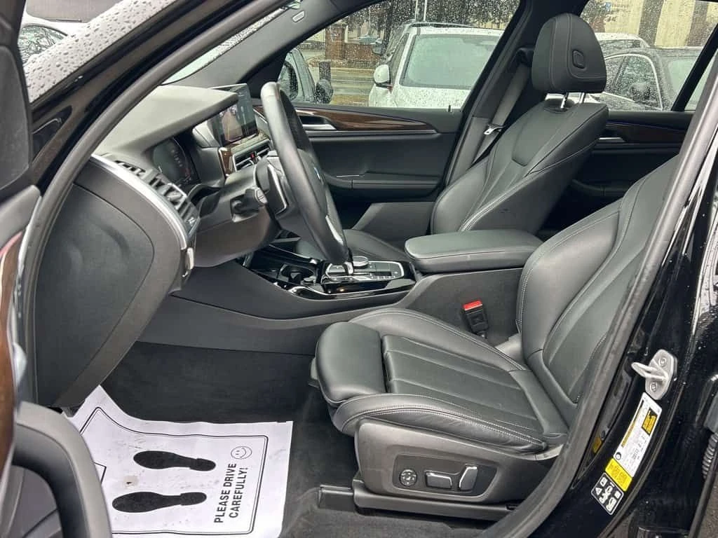 BMW X3 * AMBIENT LIGHT, PANOROOF, CARPLAY, NAVI, NEW TIRE, снимка 12 - Автомобили и джипове - 53987782