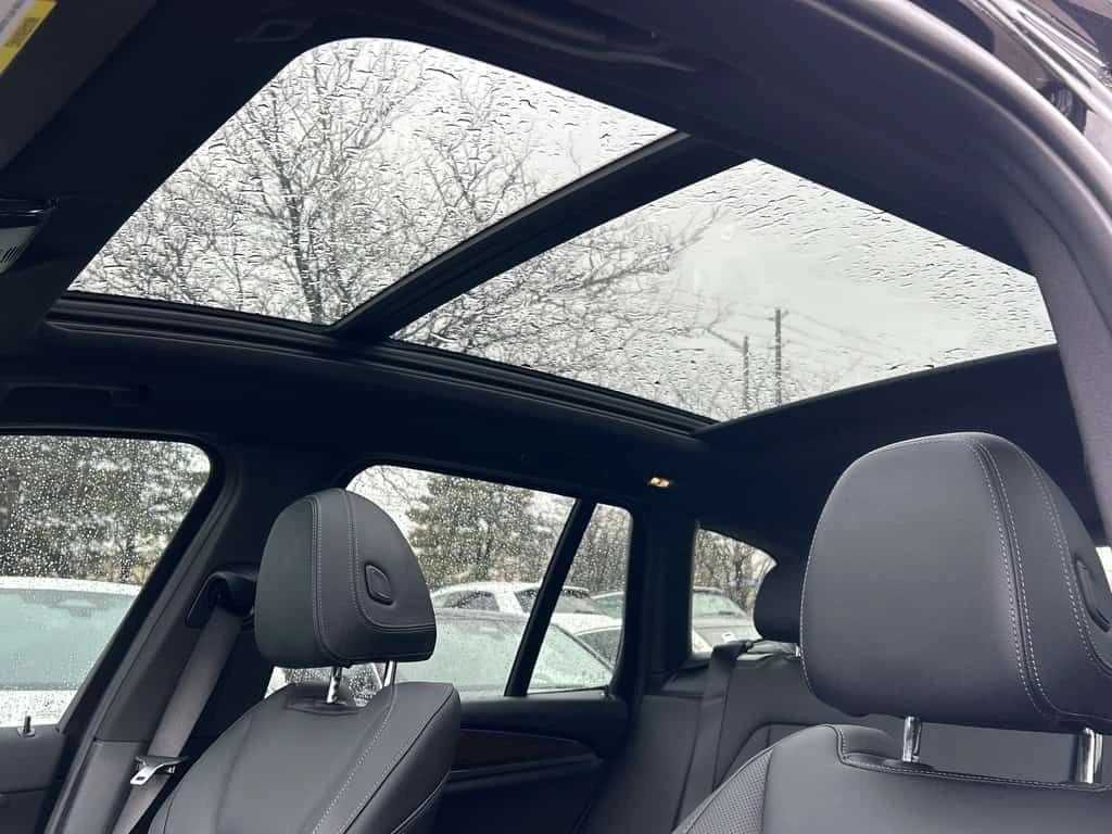 BMW X3 * AMBIENT LIGHT, PANOROOF, CARPLAY, NAVI, NEW TIRE, снимка 13 - Автомобили и джипове - 53987782