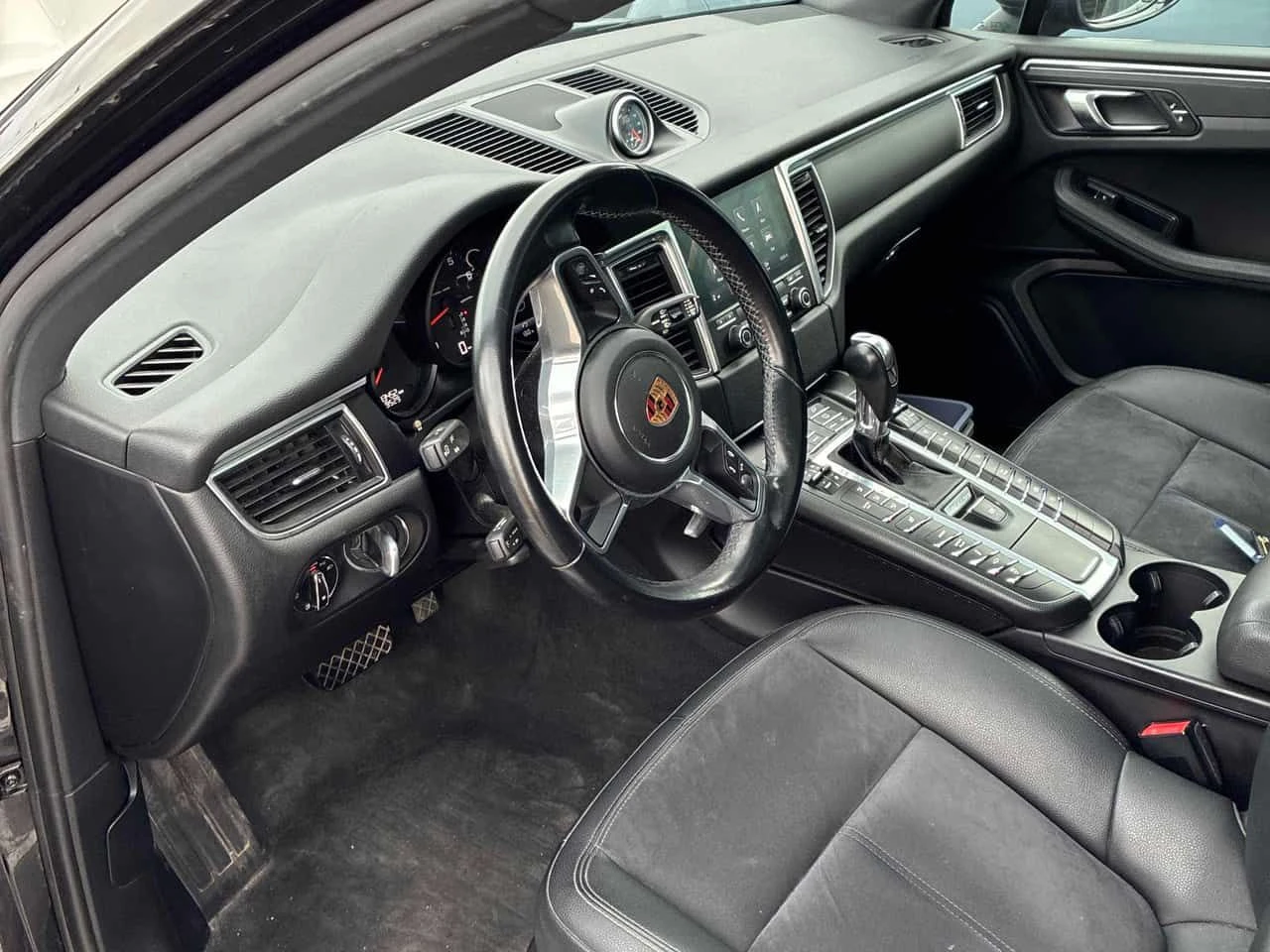 Porsche Macan * AWD * CARFAX * БЕЗ ПЪРВОНАЧАЛНА ВНОСКА, снимка 5 - Автомобили и джипове - 54562143