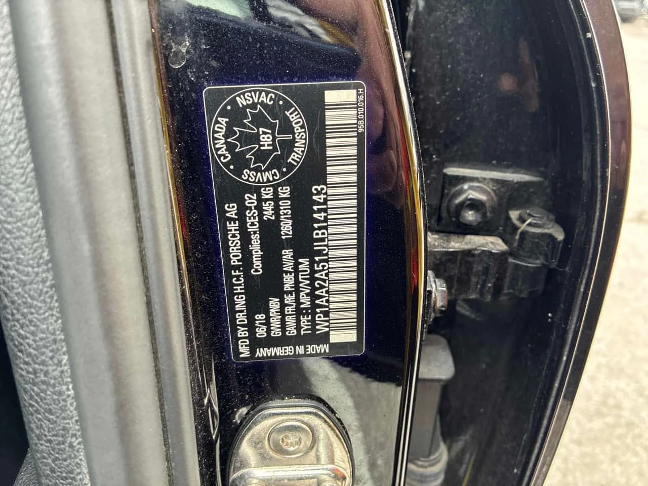 Porsche Macan * AWD * CARFAX * БЕЗ ПЪРВОНАЧАЛНА ВНОСКА, снимка 16 - Автомобили и джипове - 54562143