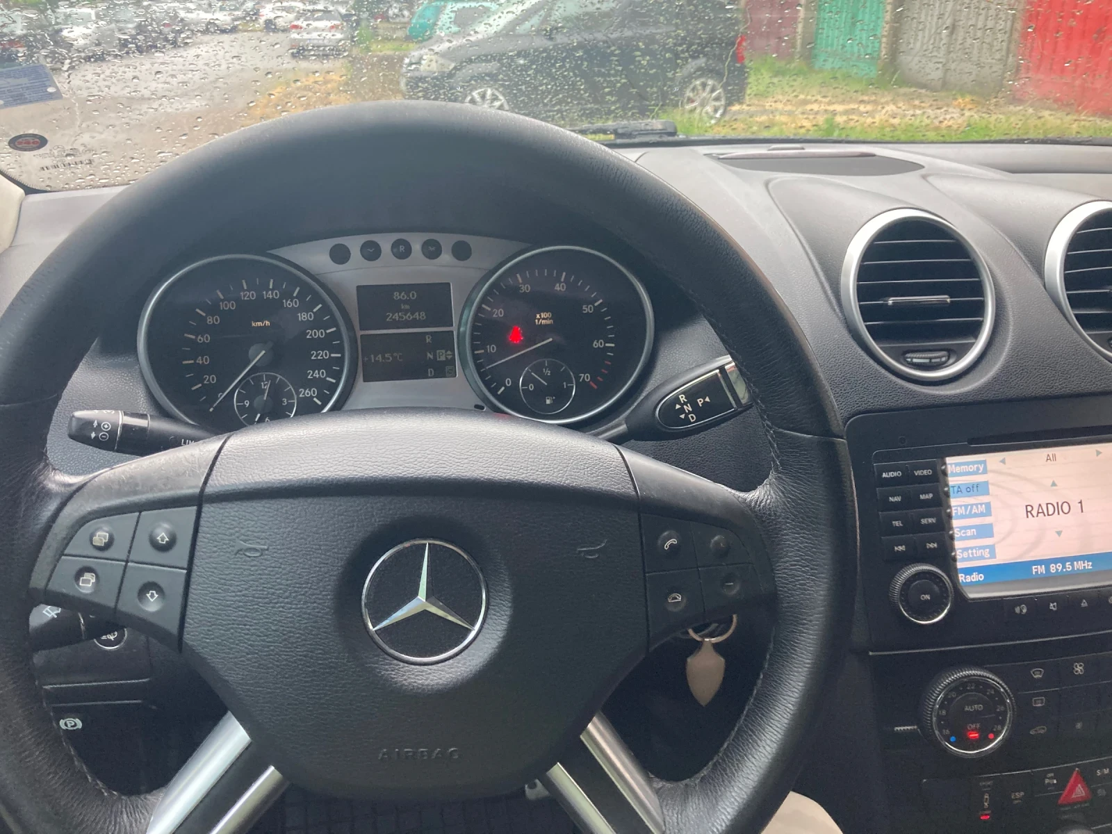 Mercedes-Benz ML 350, снимка 3 - Автомобили и джипове - 54627944