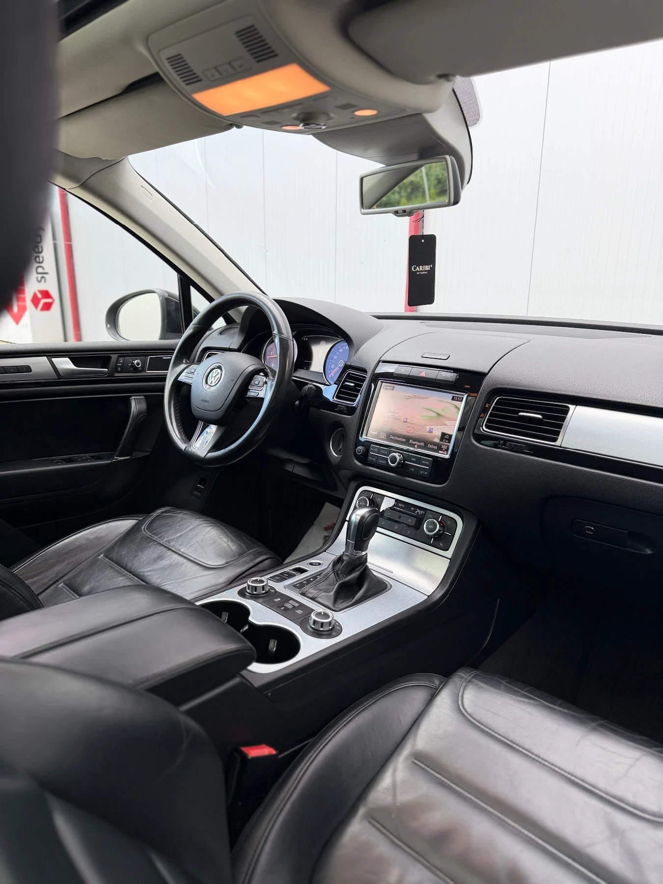 VW Touareg 4.2tdi Panorama , снимка 5 - Автомобили и джипове - 55234689