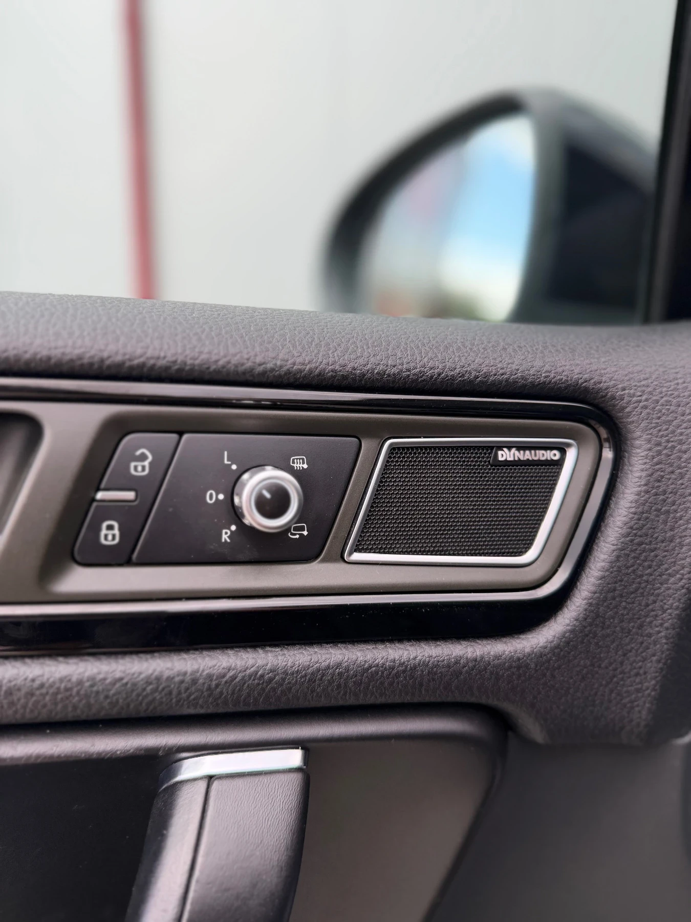 VW Touareg 4.2tdi Panorama , снимка 16 - Автомобили и джипове - 55234689