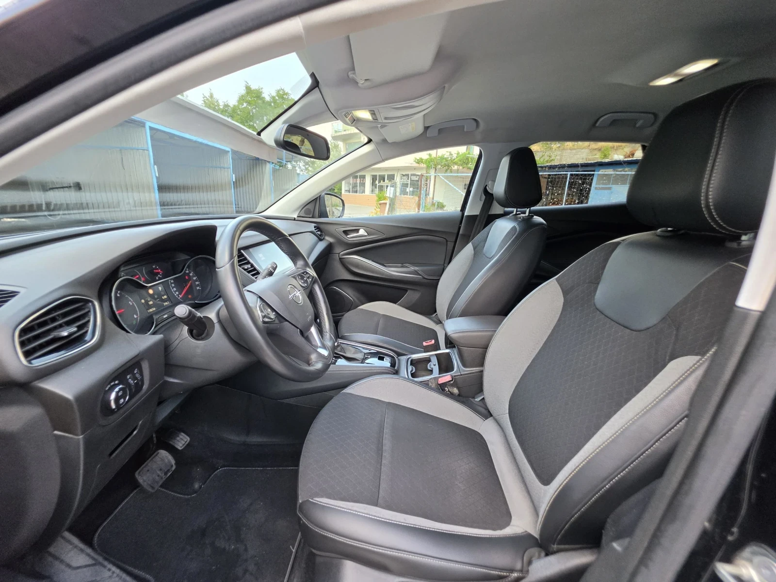 Opel Grandland X 2.0d 177p 117000km, снимка 8 - Автомобили и джипове - 55548384