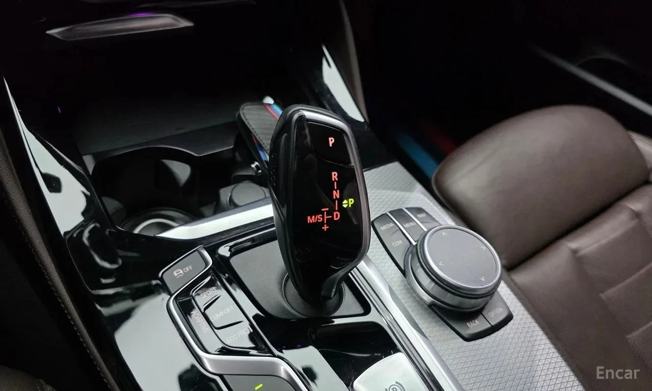 BMW X4 xDrive M40d/360/ХЕДЪП/ХАРМАН/ОБДУХ/ПАНОРАМА, снимка 9 - Автомобили и джипове - 56005385