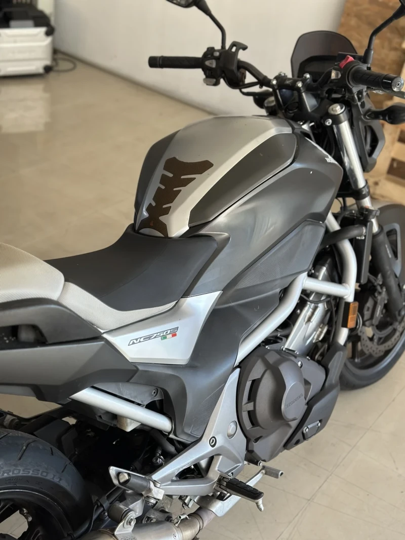 Honda Nc 750S Автомат, снимка 6 - Мотоциклети и мототехника - 52452615