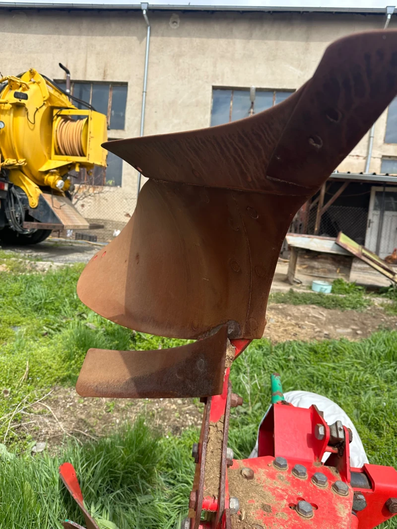 Плуг Друга марка Agro-mazc 4+ 1, снимка 3 - Селскостопанска техника - 51194008