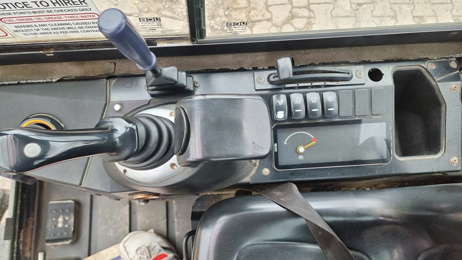 Багер JCB 15C-1, снимка 8 - Индустриална техника - 53950115