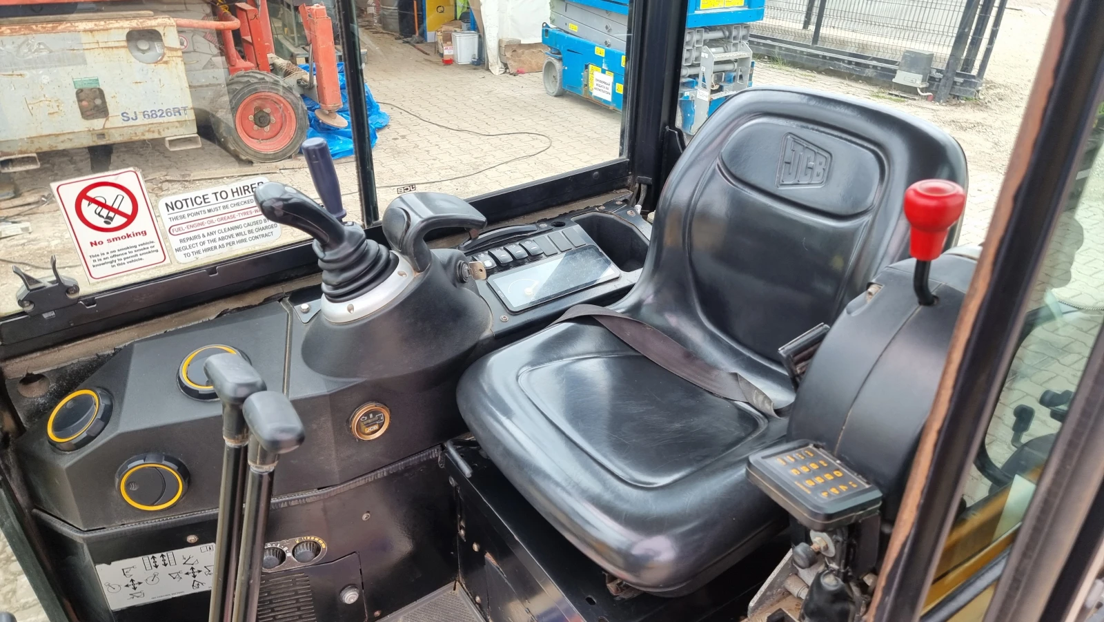 Багер JCB 15C-1, снимка 7 - Индустриална техника - 53950115