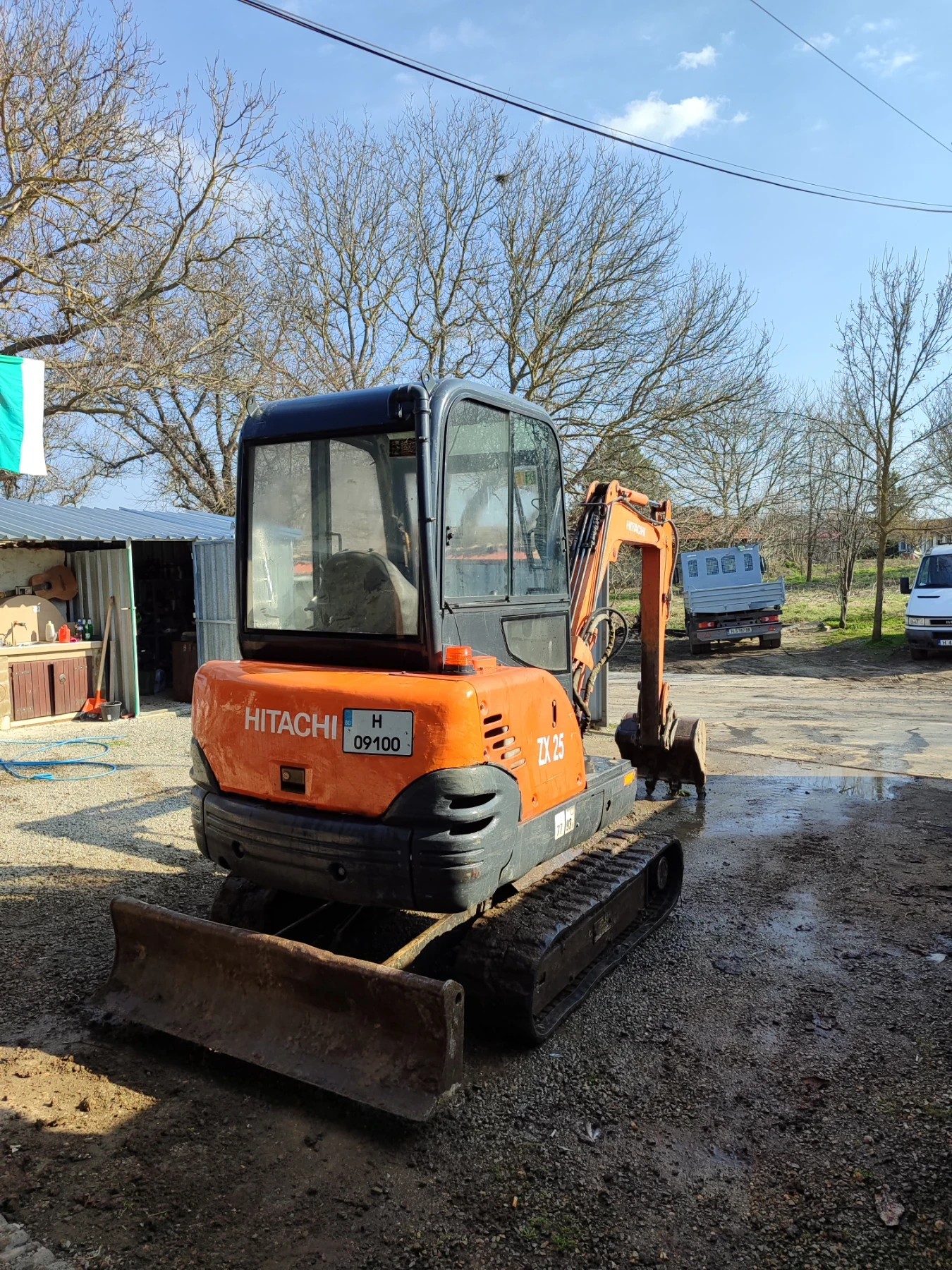 Багер Hitachi ZX25, снимка 4 - Индустриална техника - 54544375