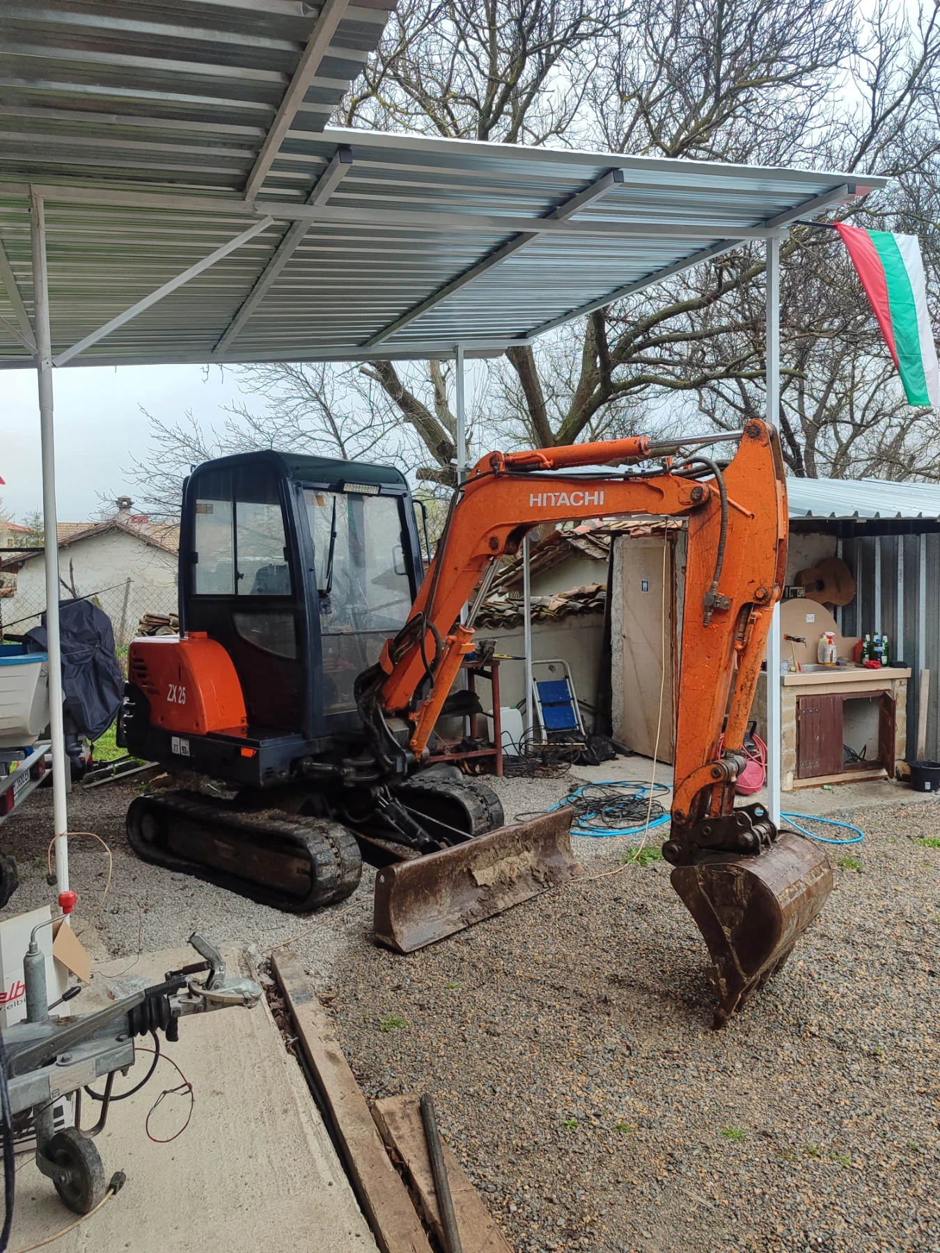 Багер Hitachi ZX25, снимка 3 - Индустриална техника - 54544375