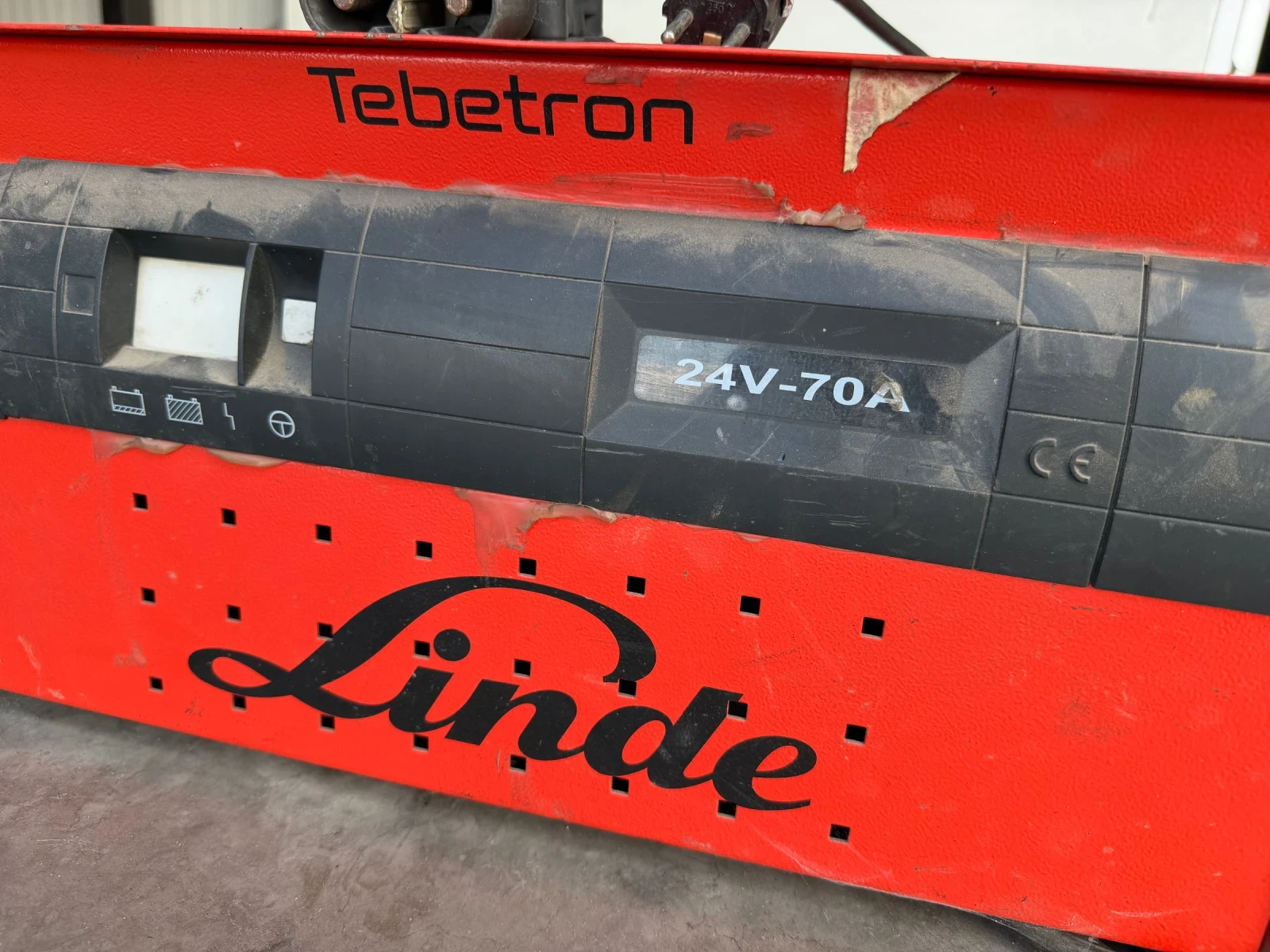 Електрокар Linde, снимка 13 - Индустриална техника - 54663269