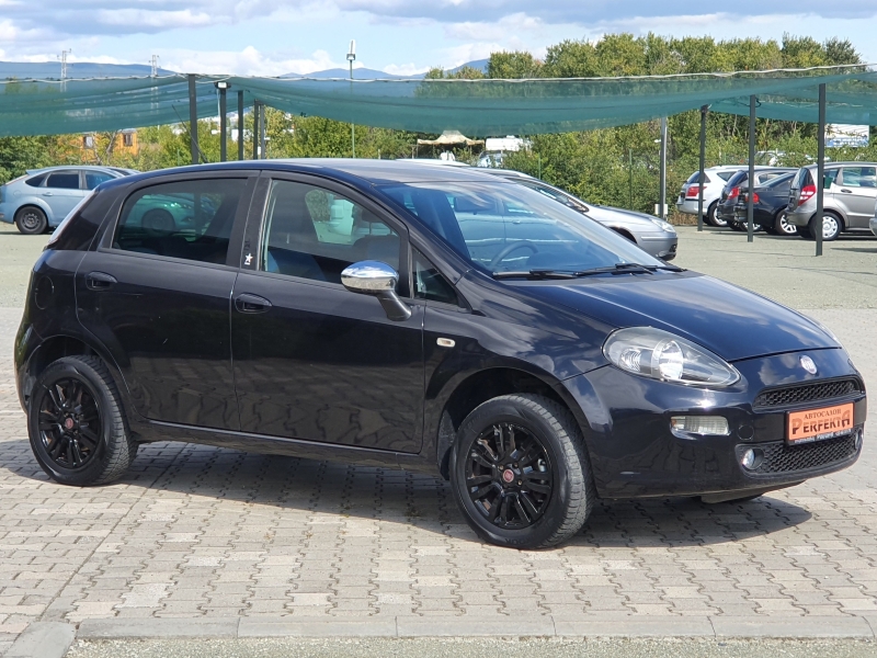 Fiat Punto 1.4 бензин 78к.с , снимка 6 - Автомобили и джипове - 38072813