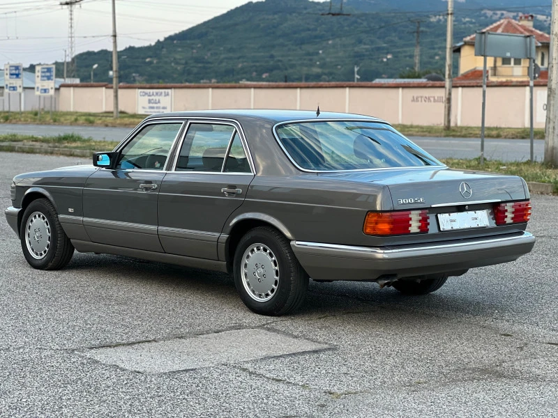 Mercedes-Benz 126 300 SE УНИКАТ, снимка 4 - Автомобили и джипове - 41744954