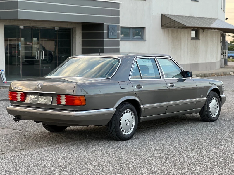 Mercedes-Benz 126 300 SE УНИКАТ, снимка 3 - Автомобили и джипове - 41744954