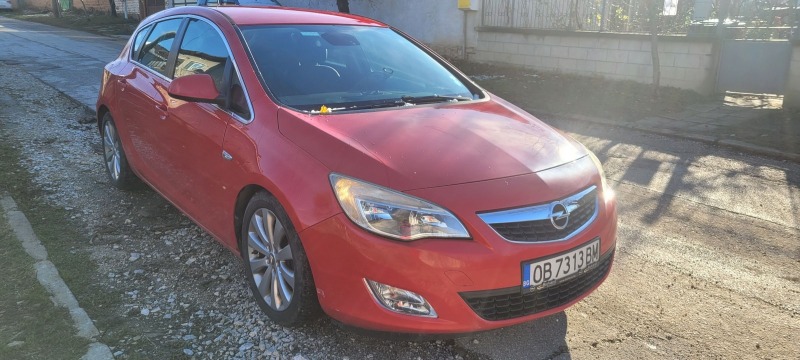 Opel Astra 1.4 16V Turbo, снимка 5 - Автомобили и джипове - 45543416