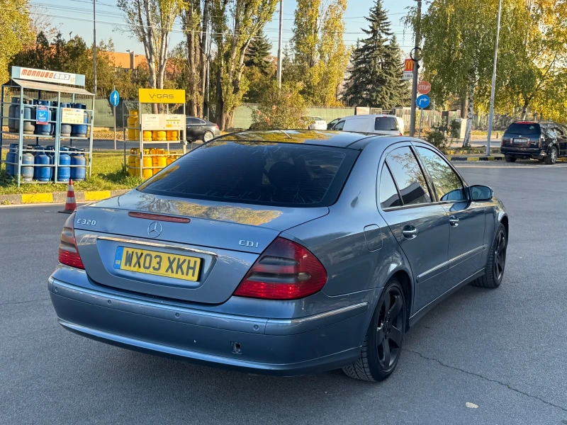 Mercedes-Benz E 320 CDI, снимка 4 - Автомобили и джипове - 47897905