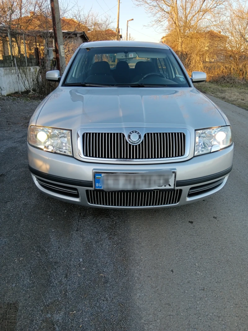 Skoda Superb, снимка 1 - Автомобили и джипове - 48813624