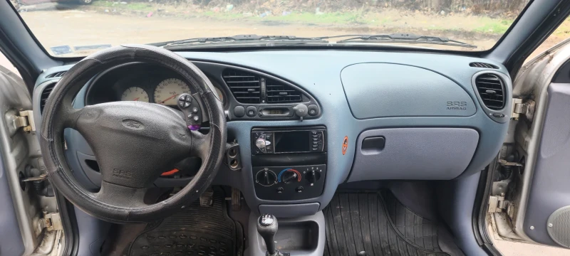 Ford Fiesta, снимка 7 - Автомобили и джипове - 49321778