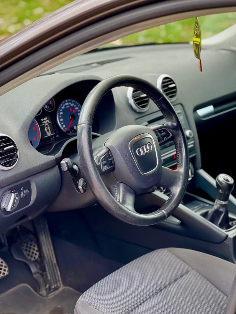 Audi A3 1.6 TDI, снимка 7 - Автомобили и джипове - 51284689