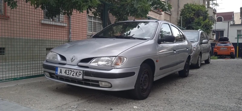 Renault Megane АГУ/LPG, климатик, снимка 4 - Автомобили и джипове - 52794283