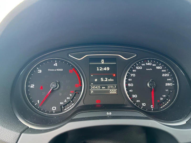 Audi A3 2.0 Автомат , снимка 9 - Автомобили и джипове - 52554501