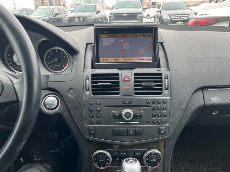 Mercedes-Benz C 350 * CARFAX * ЦЕНА ДО БЪЛГАРИЯ, снимка 9 - Автомобили и джипове - 53031304