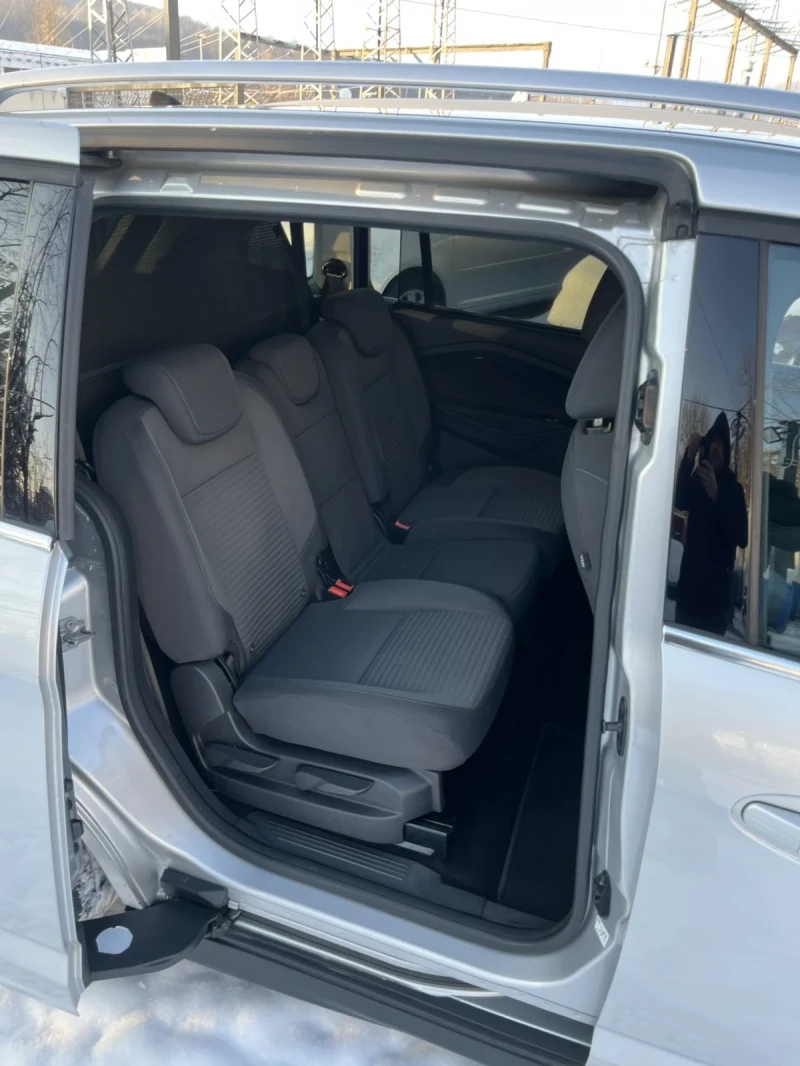 Ford Grand C-Max, снимка 5 - Автомобили и джипове - 53341971