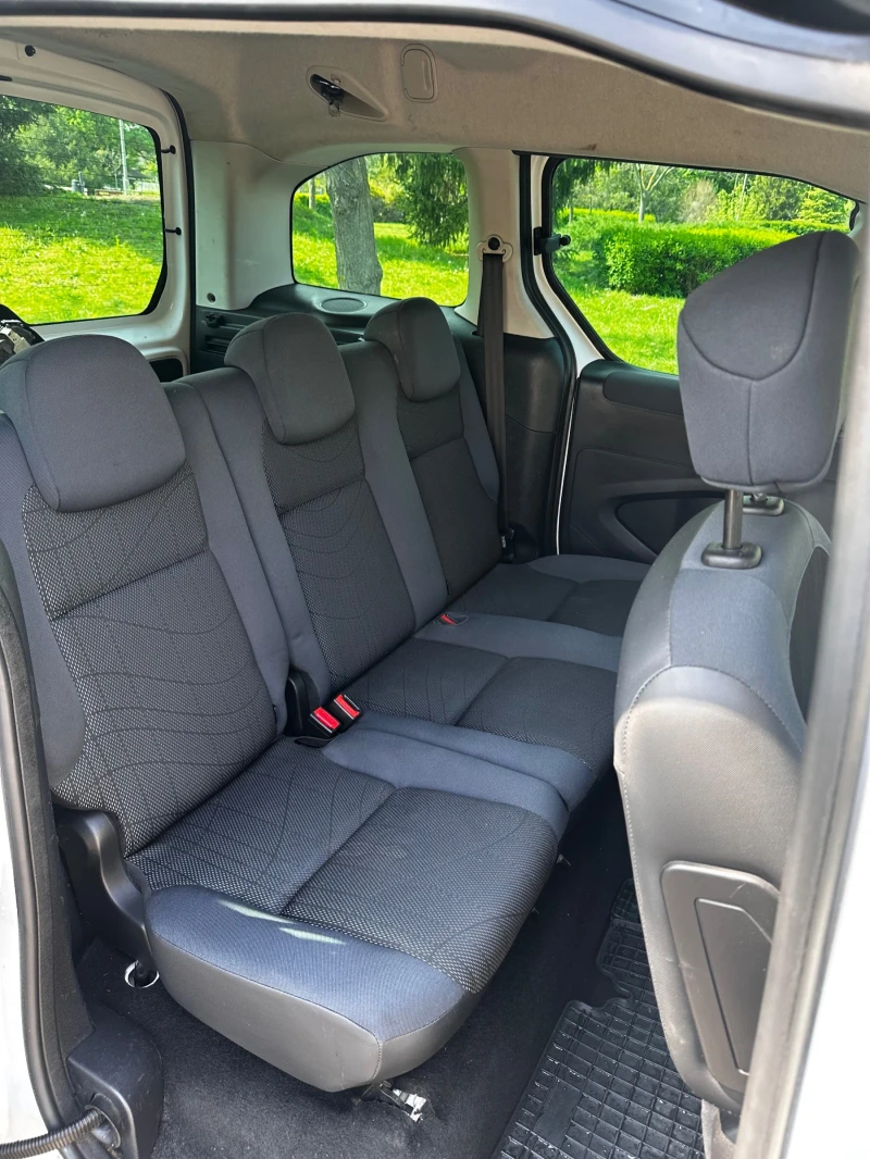 Peugeot Partner 1.6HDI, снимка 10 - Автомобили и джипове - 53469966