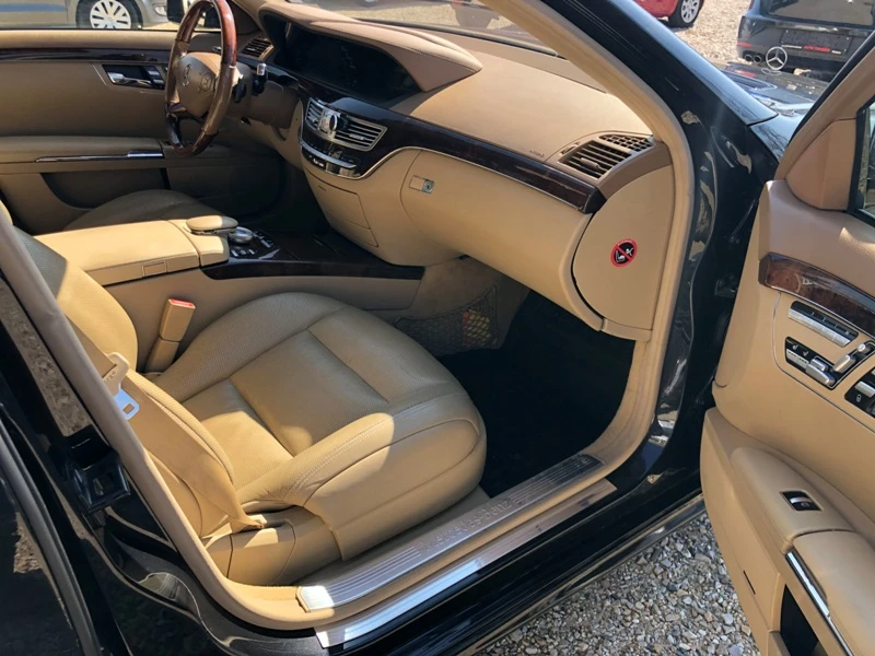 Mercedes-Benz S 500 AMG-PAKET/ГАЗ-LPG/DISTRONIC-PLUS-FULL-ОБСЛУЖЕНА, снимка 12 - Автомобили и джипове - 47751925