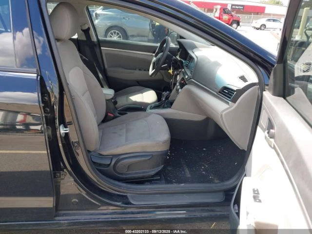 Hyundai Elantra SEL АВТОФИНАНСИРАНЕ *  - изображение 5